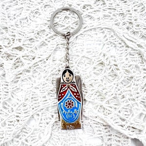 Vintage Matroschka Schlüsselanhänger mit Klappmesser und Nagelfeile Taschenmesser Damen Taschenmesser Nesting Dolls Secret Messer Halskette