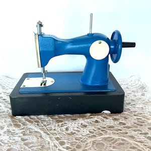 Vintage baby sewing machine  Manual small sewing machine for children Decorative Seamstress Fabric Store Alterations Decor