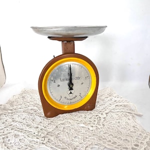 Vintage scale kitchen of brown color Mid century balance Antique scale Weight scale Weighing scales Rustic kitchen decor Balance scales