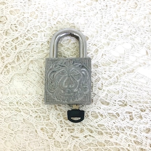 Decorative padlock face lion and key Old padlock Vintage padlock Rare padlock Antique lock Key for the lock Ancient key Metal key and lock