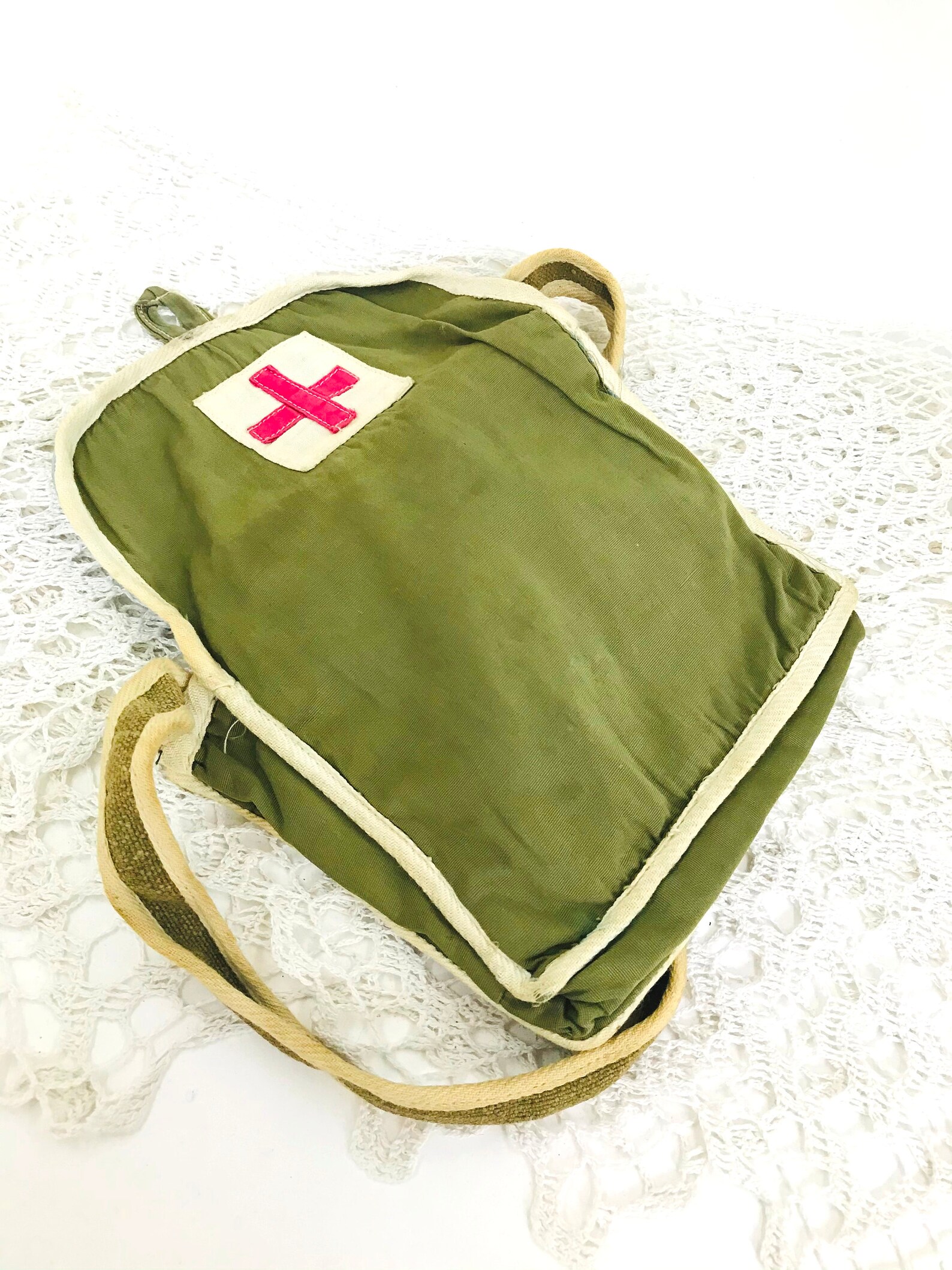 Vintage small medical bag with red cross Vintage mini military Etsy