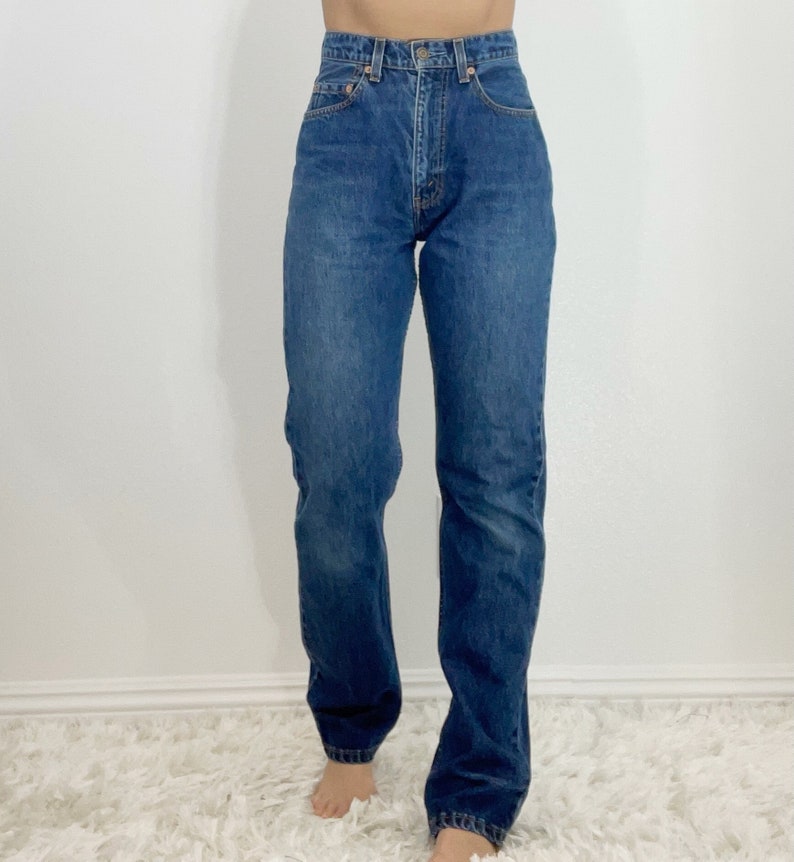 Vintage Levi\u2019s SUPER high rise 2526