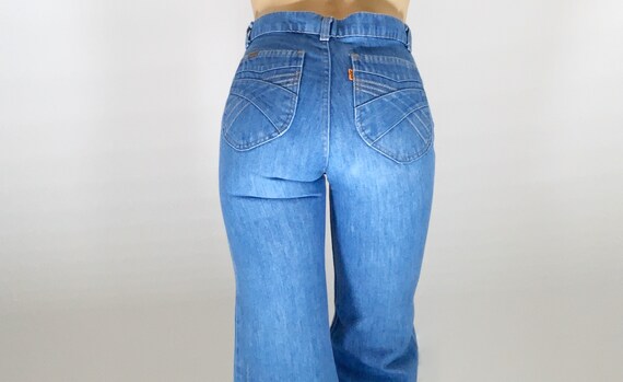 Vintage Levi’s bell bottoms size 25