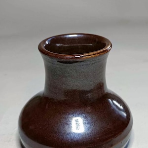 Vase signed Jean Maur, iridescent ceramic Original
