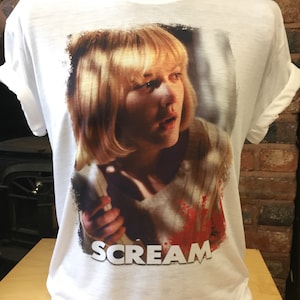 ¡Camiseta de Scream! Drew Barrymore, Casey Becker. Terror de los 90.