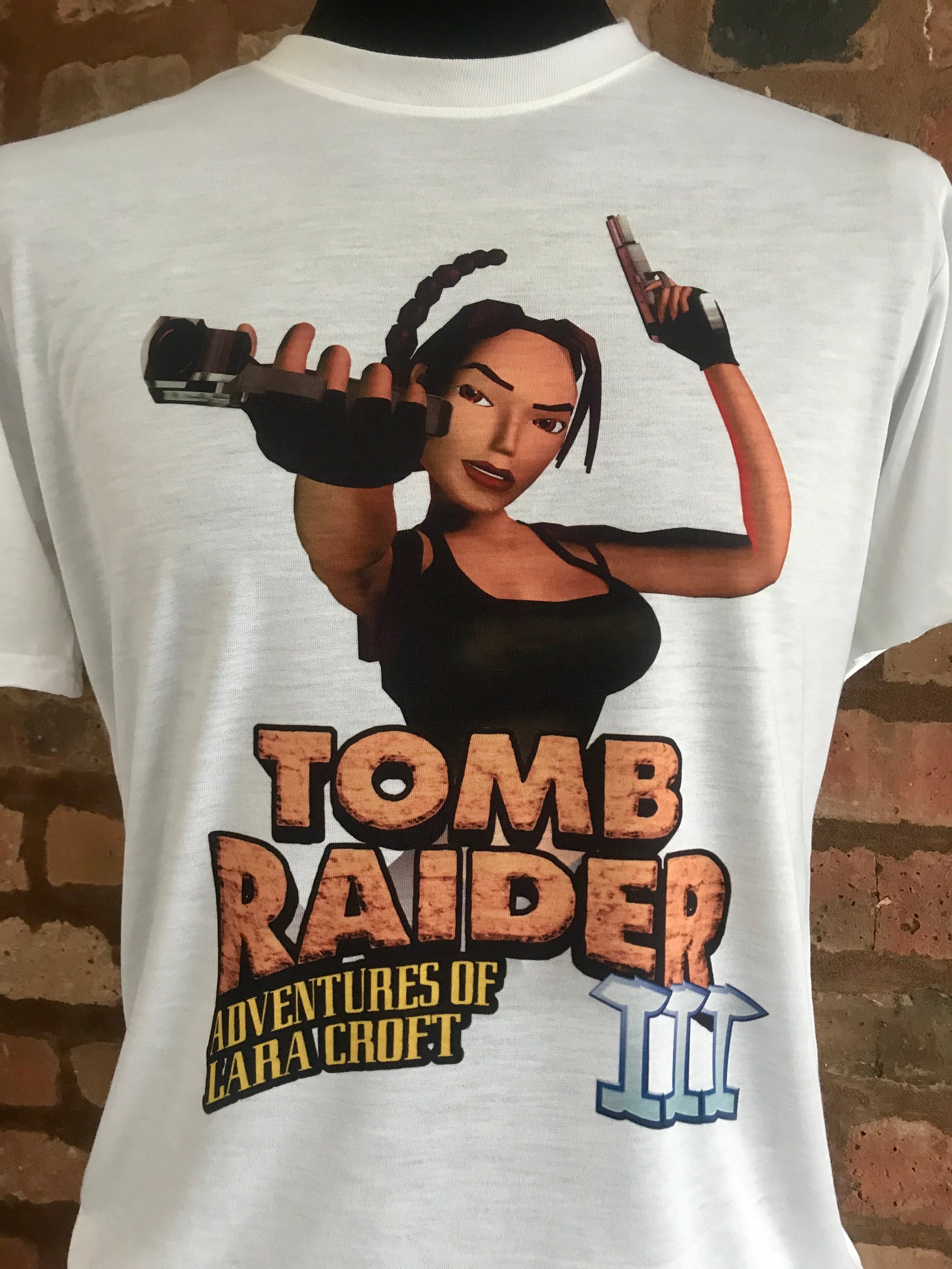 Tomb Raider 3 - Adventures of Lara Croft - White T-shirt. 90