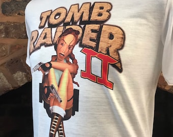 トゥームレイダー2 - ララ・クロフト - ホワイトTシャツ。90年代