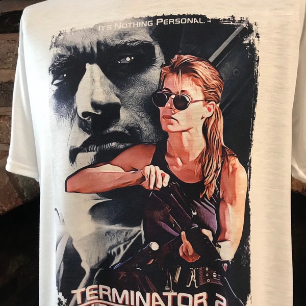 Terminator 2 - Arnold Schwarzenegger, Linda Hamilton, Sarah Connor - White T-Shirt. Men's & Women's all Sizes