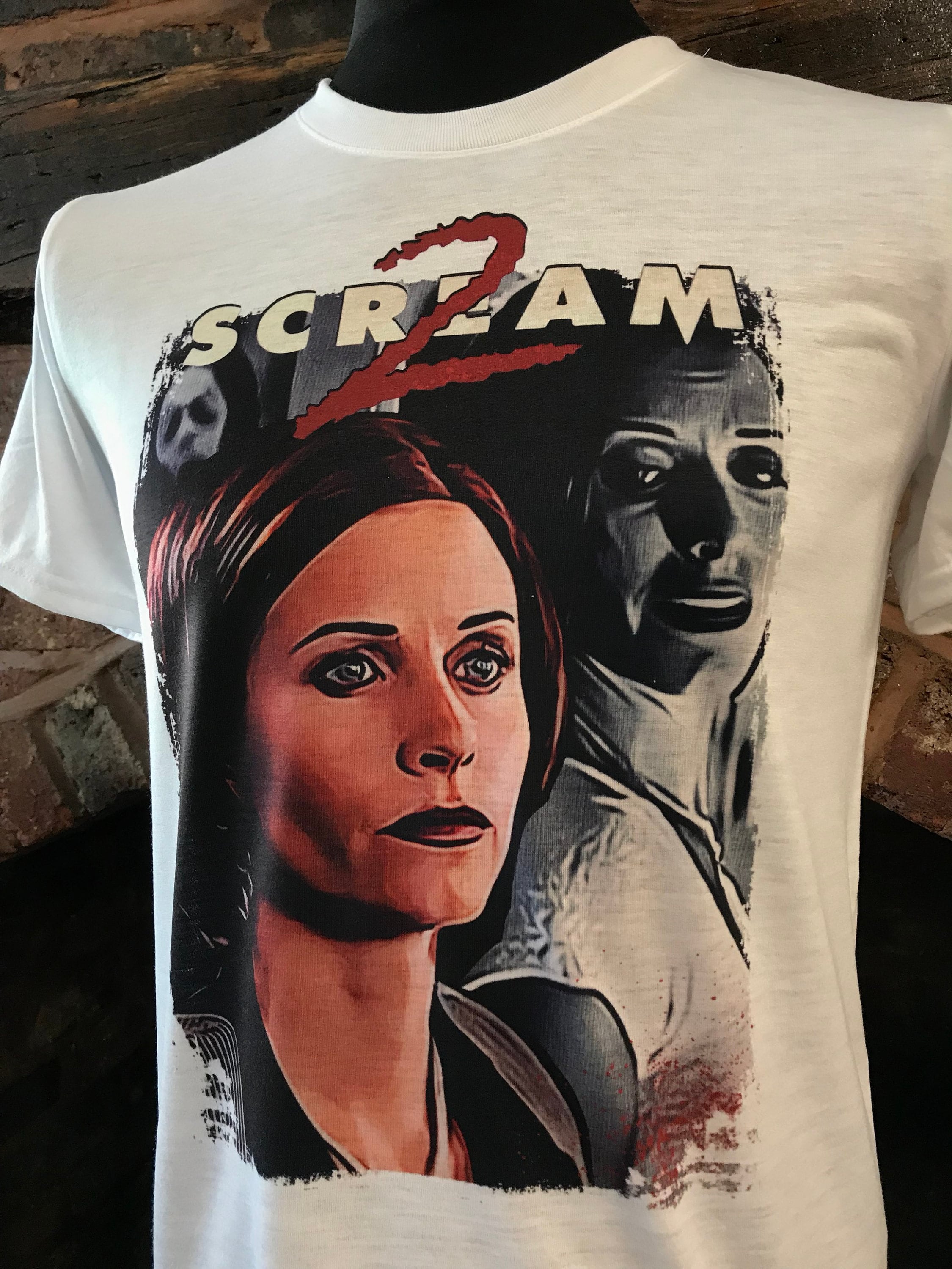 スクリーム2 - Tシャツ。ゲイル・ウェザース、コートニー・コックス