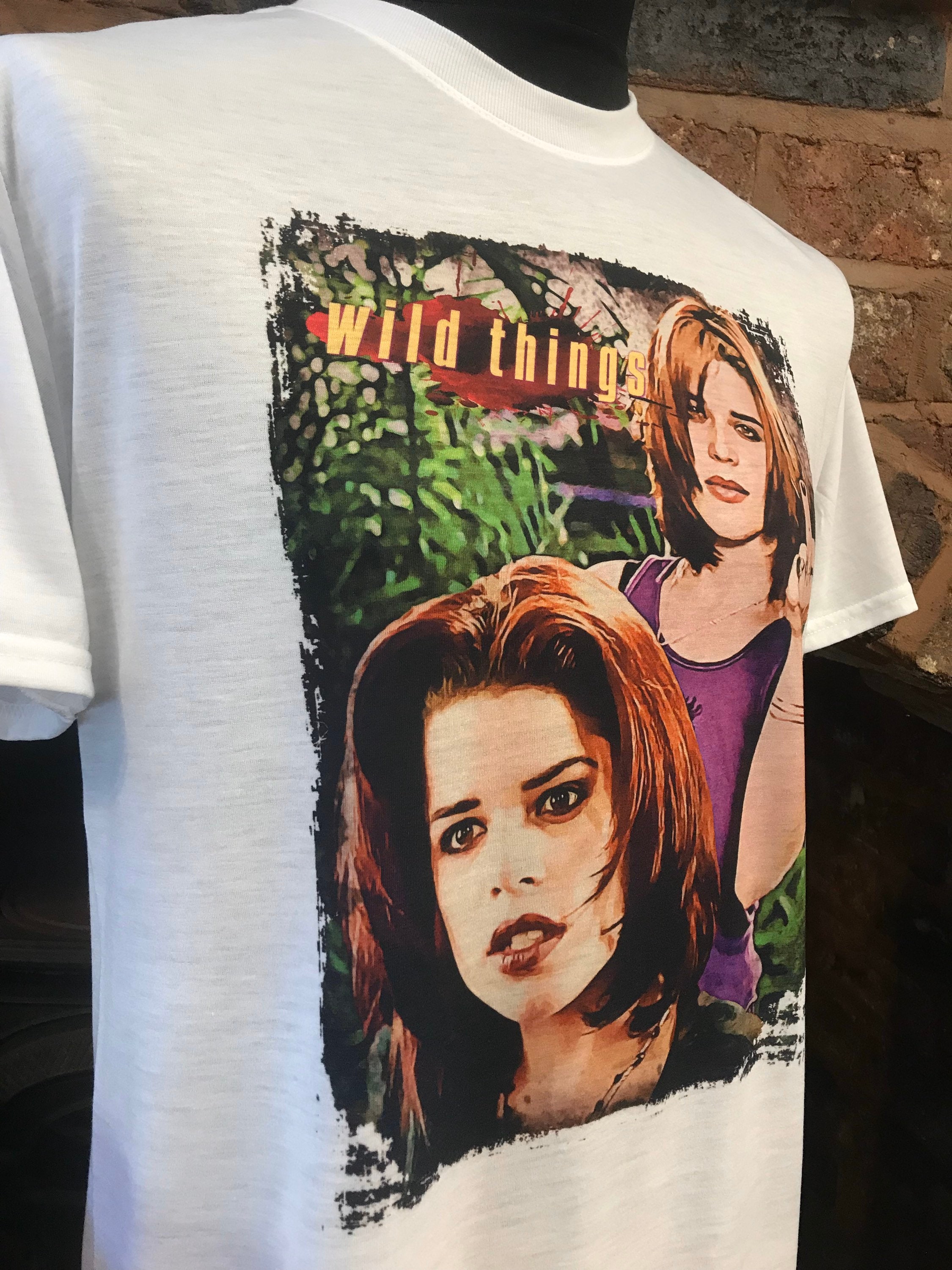 Wild Things - White T-shirt. 90s, Suzie Toller. Neve Campbell