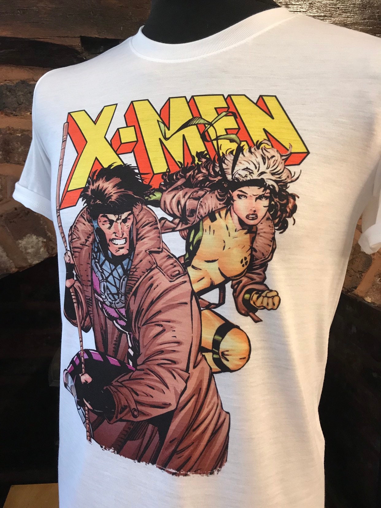 Gambit and Rogue - White T-shirt. X-men Animated. Male & Female