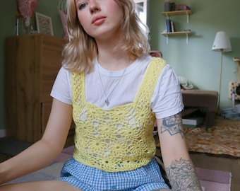 Handmade Pastel Yellow Crochet Crop Top – Vintage Floral Granny Square, Boho Cottagecore Summer Clothing