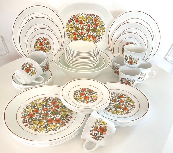 Corelle patterns 1970s top