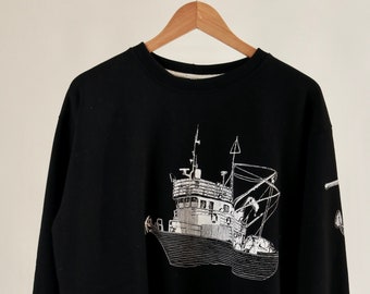 Screen printed pattern on unisex sweatshirt "FISHING BOAT"