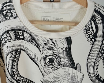 Screen printed pattern on unisex sweatshirt "BIG SQUID"