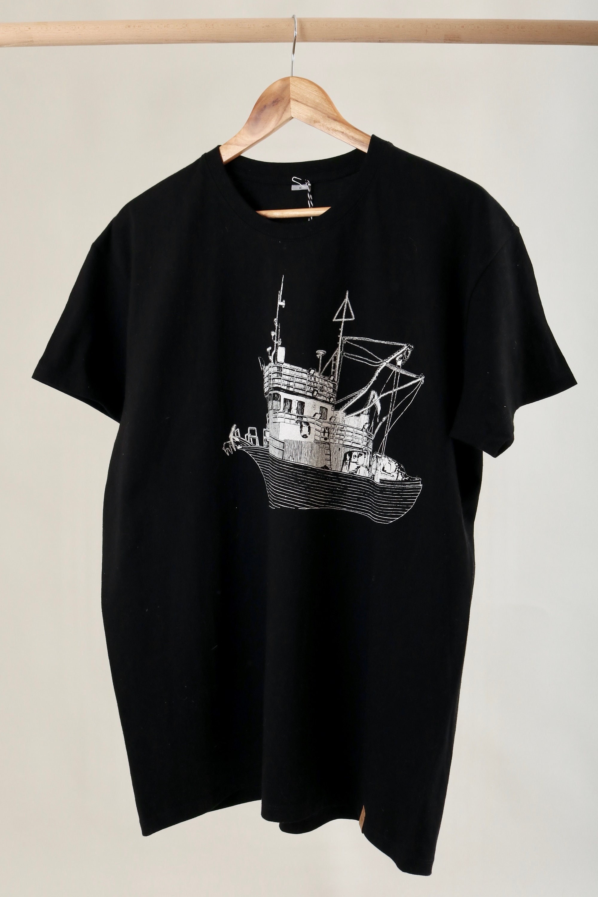 Screen printed graphic on T-shirt - FISHING BOAT