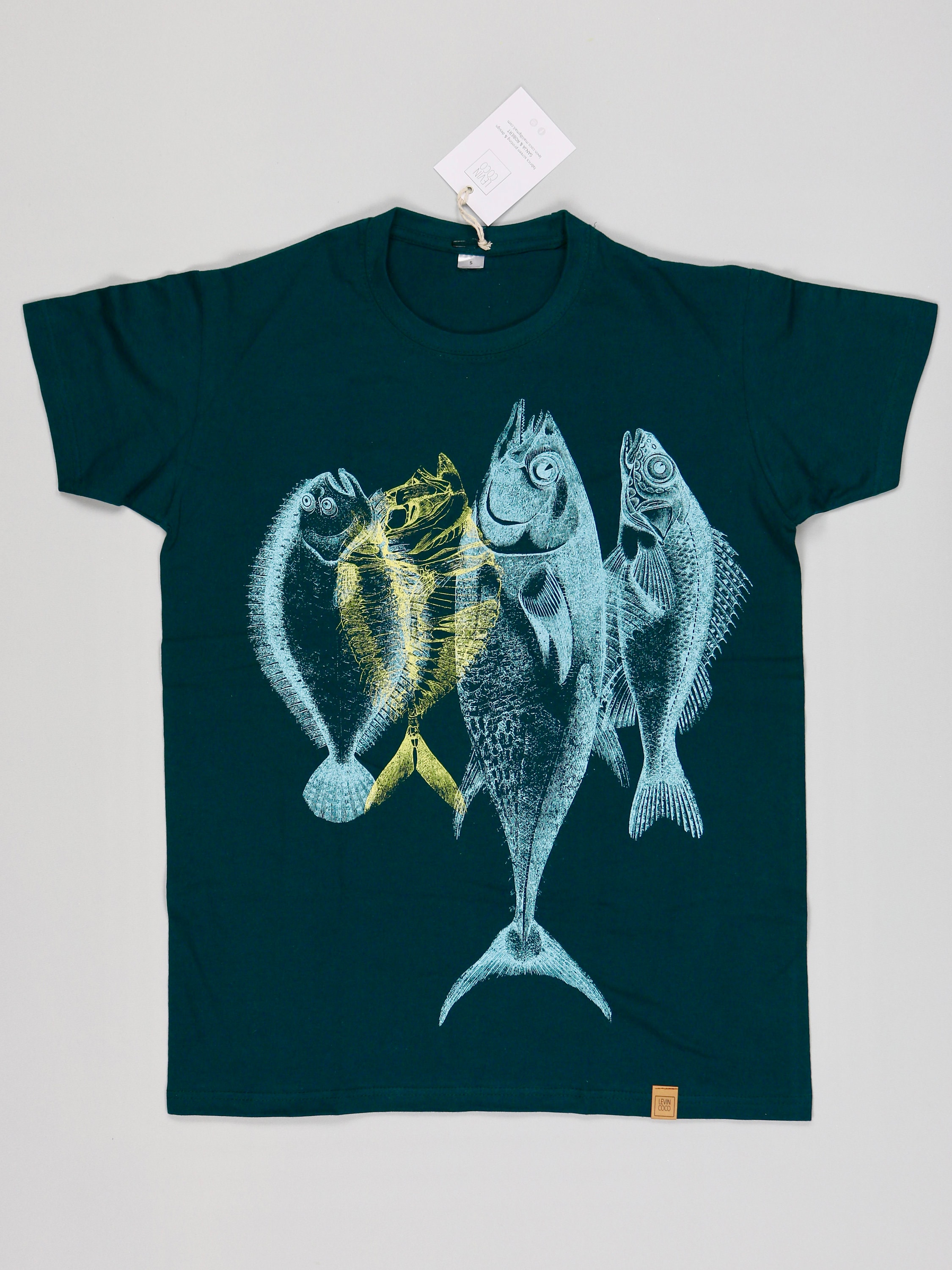 Screen printed graphic on T-shirt - FISH No.1