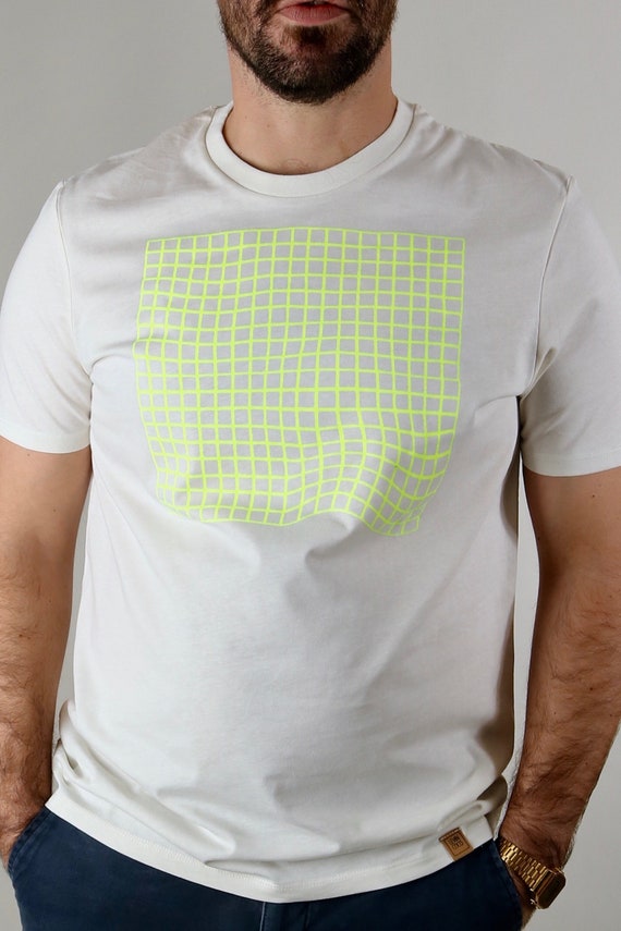 Screen printed graphic on organic T- shirt "MESH No.1"