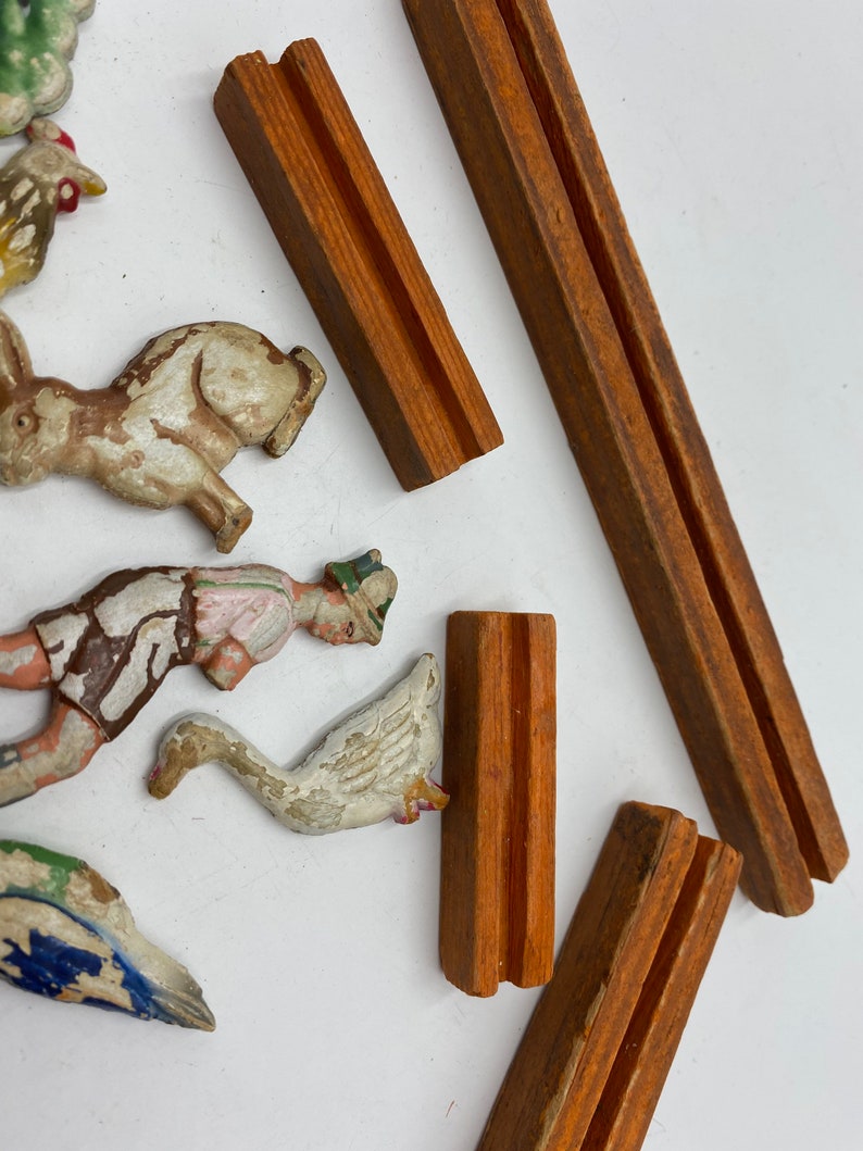 farm life Wooden figurines