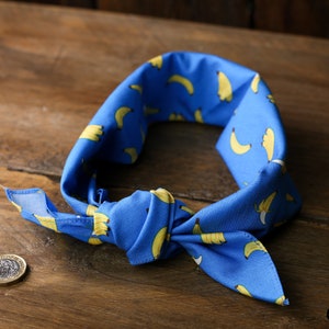 LAST STOCK_Handmade Cotton Blue Banana Bandana Retro Vintage Chic Unique Headband Neck Scarf N