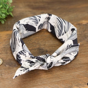 Handmade Cotton Black & White Bandana Japanese Style Headband Neck Scarf Gift Wave Fuji Mountain
