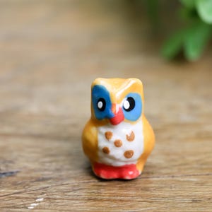 Figuras de búho de cerámica pintadas a mano: pequeños adornos de animales, set coleccionable imagen 4