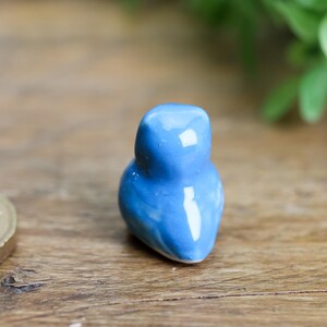 Figuras de búho de cerámica pintadas a mano: pequeños adornos de animales, set coleccionable imagen 9