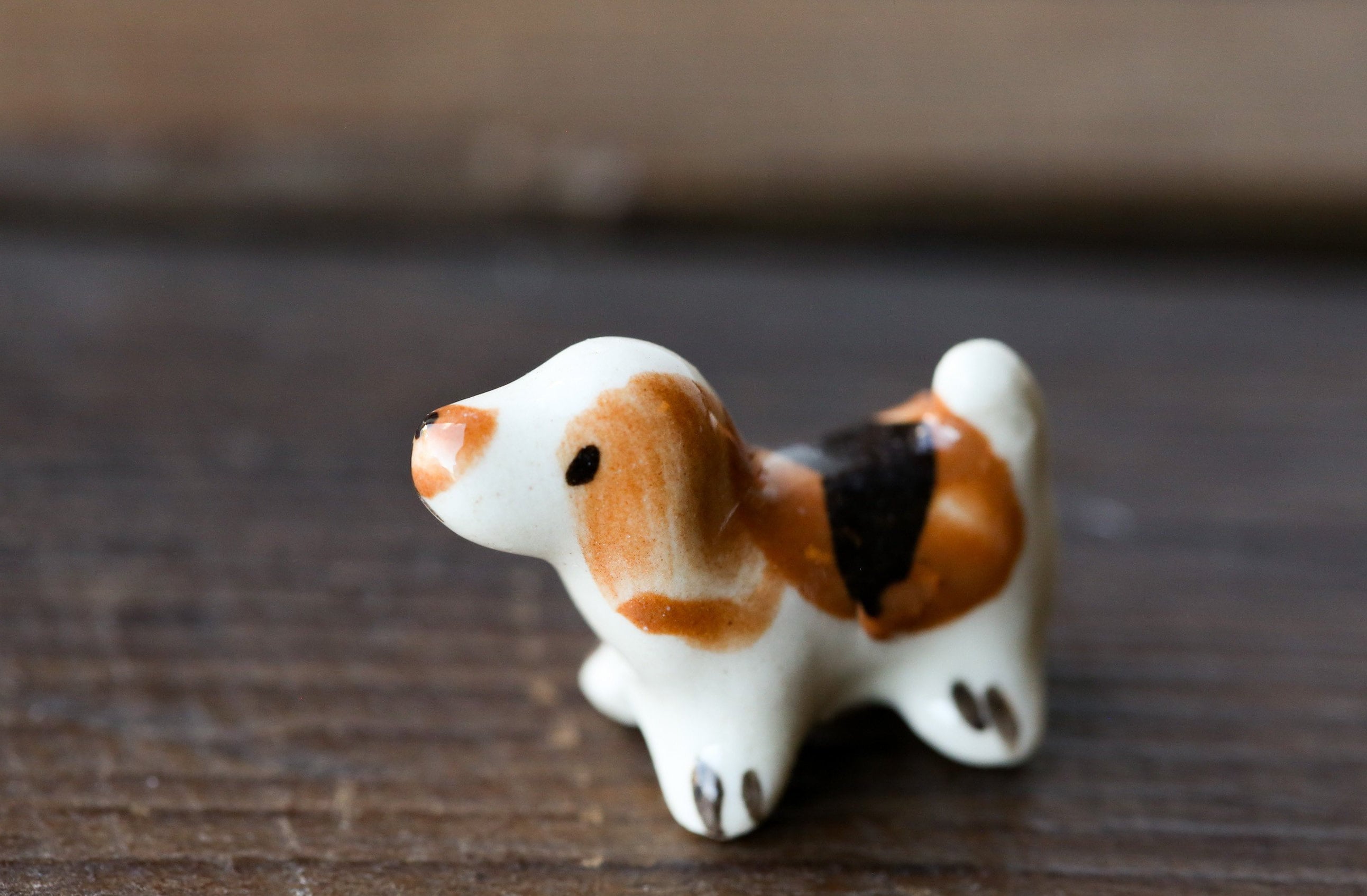 Ceramic Tiny Brown Dog Figurines Animals Miniature Outdoor Ceramic Tiny Brown Dog Figurines Animals Miniature Outdoor