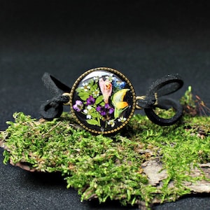Dried flower bracelet Botanical Jewelry Terrarium bracelet Black bracelet Real flower bracelet Adjustable bracelet Pressed flowers