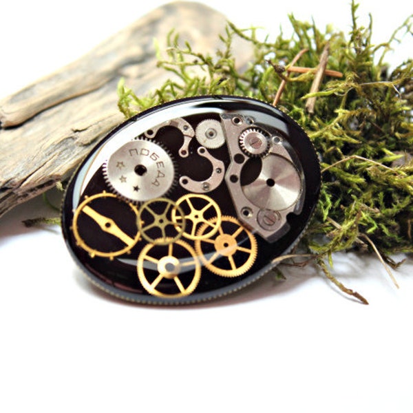 Resin jewelry Vintage watch movement Oval steampunk brooch Black Mechanical badge Stylish accessory  Christmas present for mom