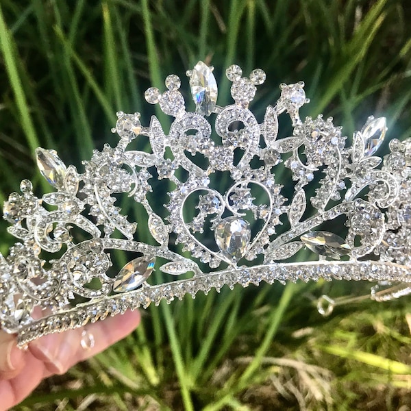 De Wish Tiara, Disney Bride Tiara, Disney Castle Bride, Disney Wedding Tiara