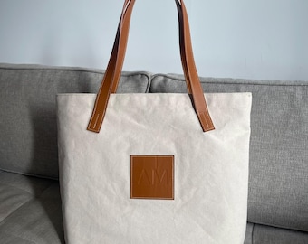 Borsa tote grande in pelle di vitello Zermatt color cuoio e tela cucita a mano