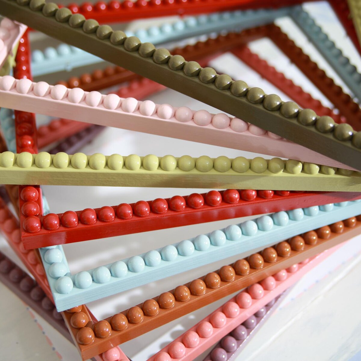 Glossy Beaded Bobbin Picture Frame Lacquered Bobbin Frame Painted Frames Cottage Style Photo Frame Pretty Frames Scallop Frame - Etsy