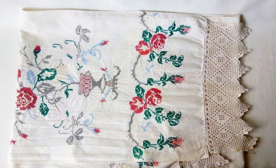 Old old embroidery towel White Cotton towel with lace Vintage | Etsy