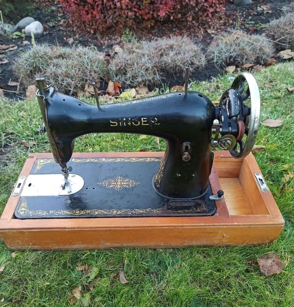 1960s Sewing Machine Table - Etsy
