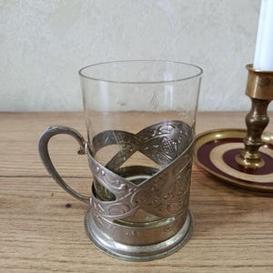 ヴィンテージアルミ製ミルク缶 - 素朴なファームハウス風インテリア