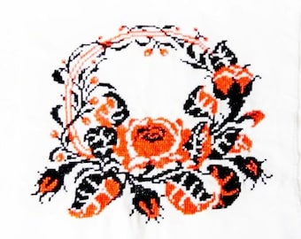 Vintage Ukrainian Cross-Stitch Embroidered Rose Linen Towel Rushnyk