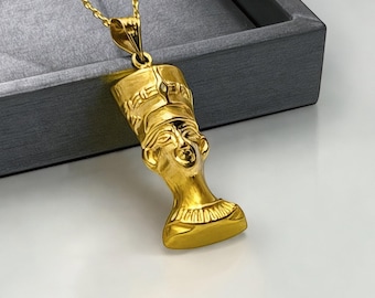 18K Solid Gold Nefertiti Necklace, Queen Necklace, Nefertiti Pendant, Goddess Nefertiti Jewelry