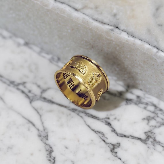 Gold cartouche hotsell rings