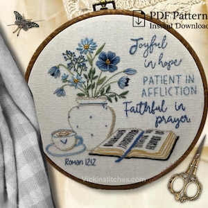 Padrão de bordado à mão cristão | Versículo bíblico de Romanos 12:12 | Design de bordado floral à mão | Download digital em PDF da escritura bíblica