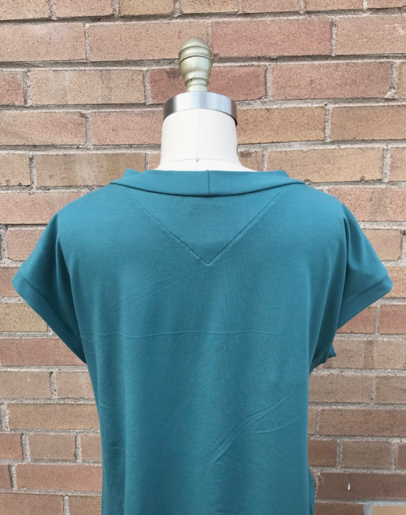 Novice Top // Asymmetrical Tee / Relaxed Fit Tee / Bamboo - Etsy