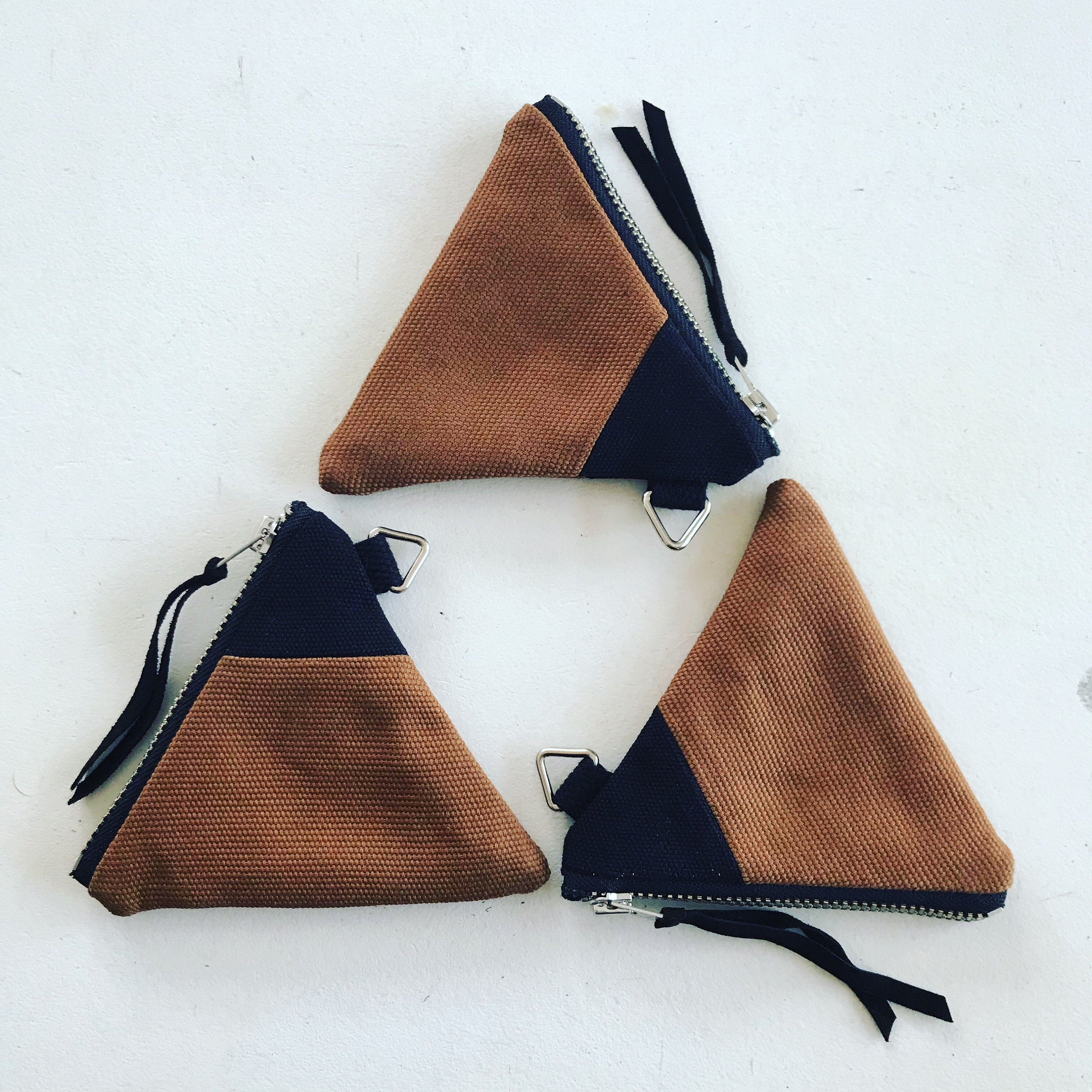 Balenciaga triangle coin purse hot sale