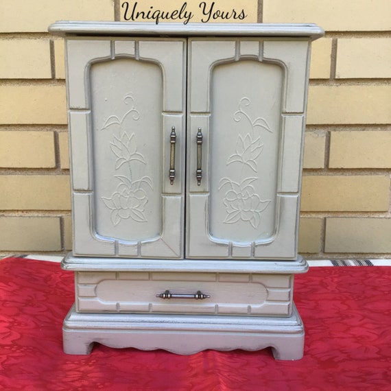Magnolia armoire 2024