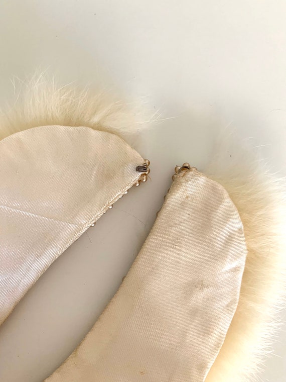 White fur beige pearl glam 50s collar - image 8