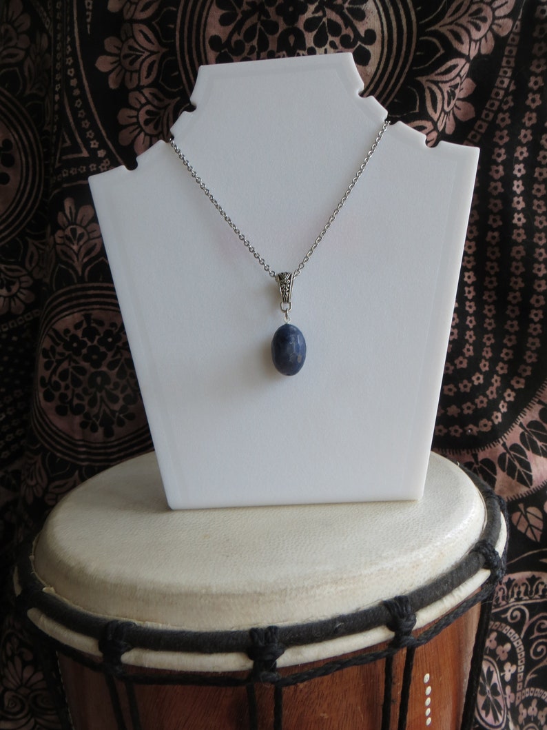 lapis lazuli pendant