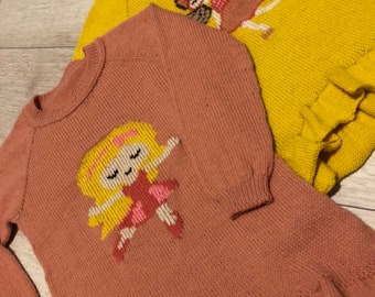 Sweater for gorl with dolls application