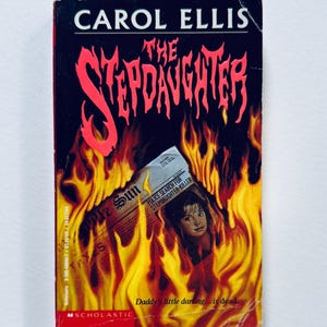 The Stepdaughter di Carol Ellis / Libro tascabile horror YA di Scholastic Vintage