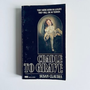 Cradle To Grave de Susan Claudia / Libro de bolsillo vintage de terror y terror de Fawcett