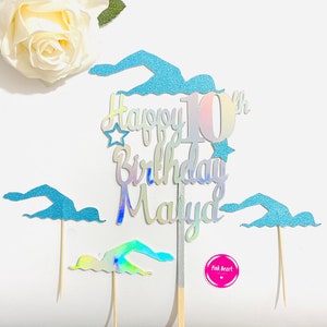 Ensemble de décoration de gâteau personnalisé nageur nageur sur mesure, ajoutez le nom et l'âge. Double face parfait pour une célébration d'anniversaire