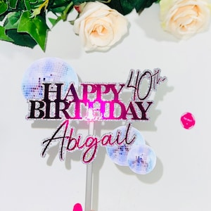 Décoration de gâteau personnalisée sur le thème des boules disco scintillantes sur mesure avec le nom et l'âge, parfait pour une fête d'anniversaire. Soirée dansante scintillante